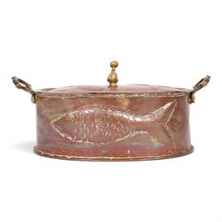 Copper twined handled poaching dish, decorated with fish to the sides and lid, H16cm
