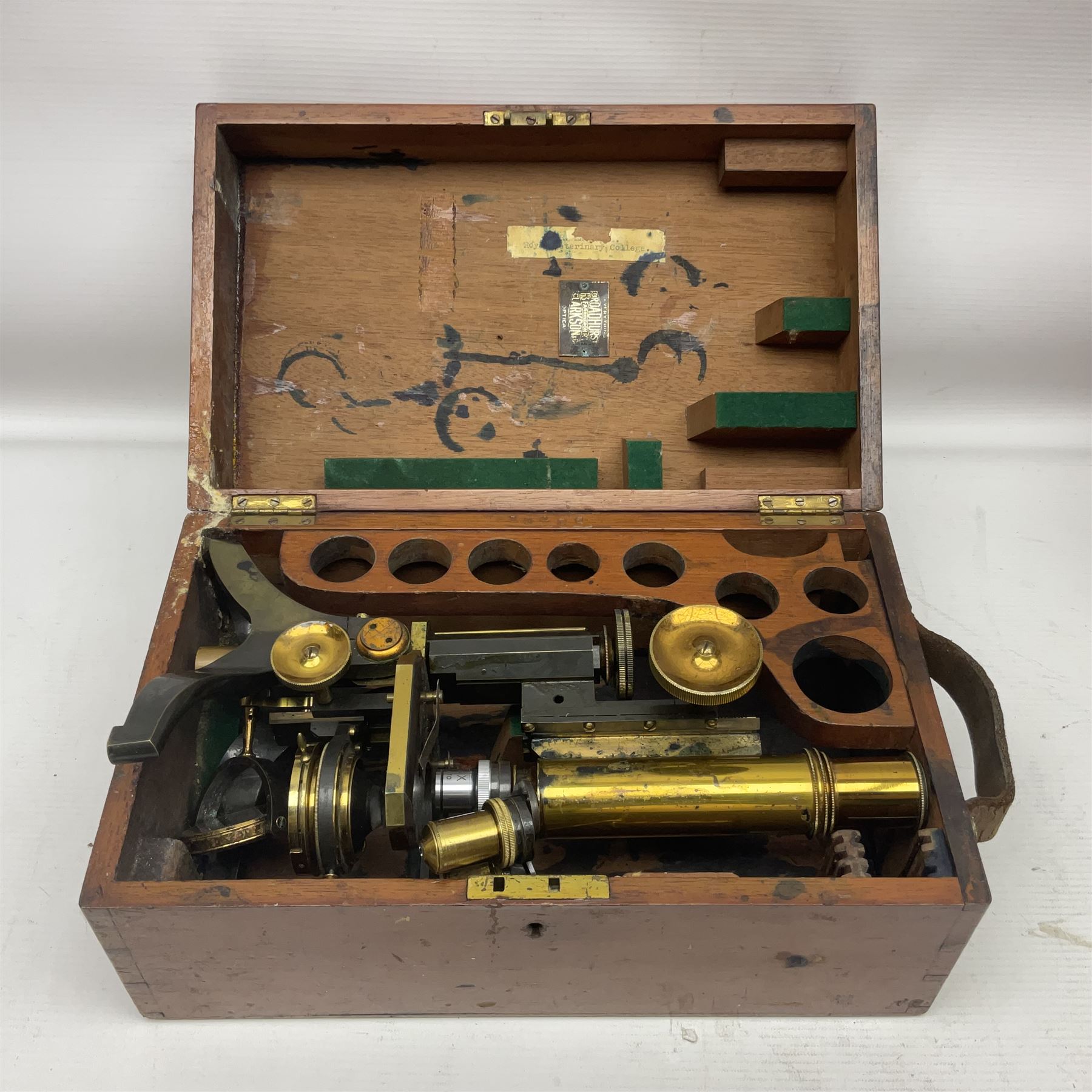 Three microscopes, comprising Swift and Son, Beck model 22 no 5512 amd E. Leitz Wetzlar no 113555, all boxed