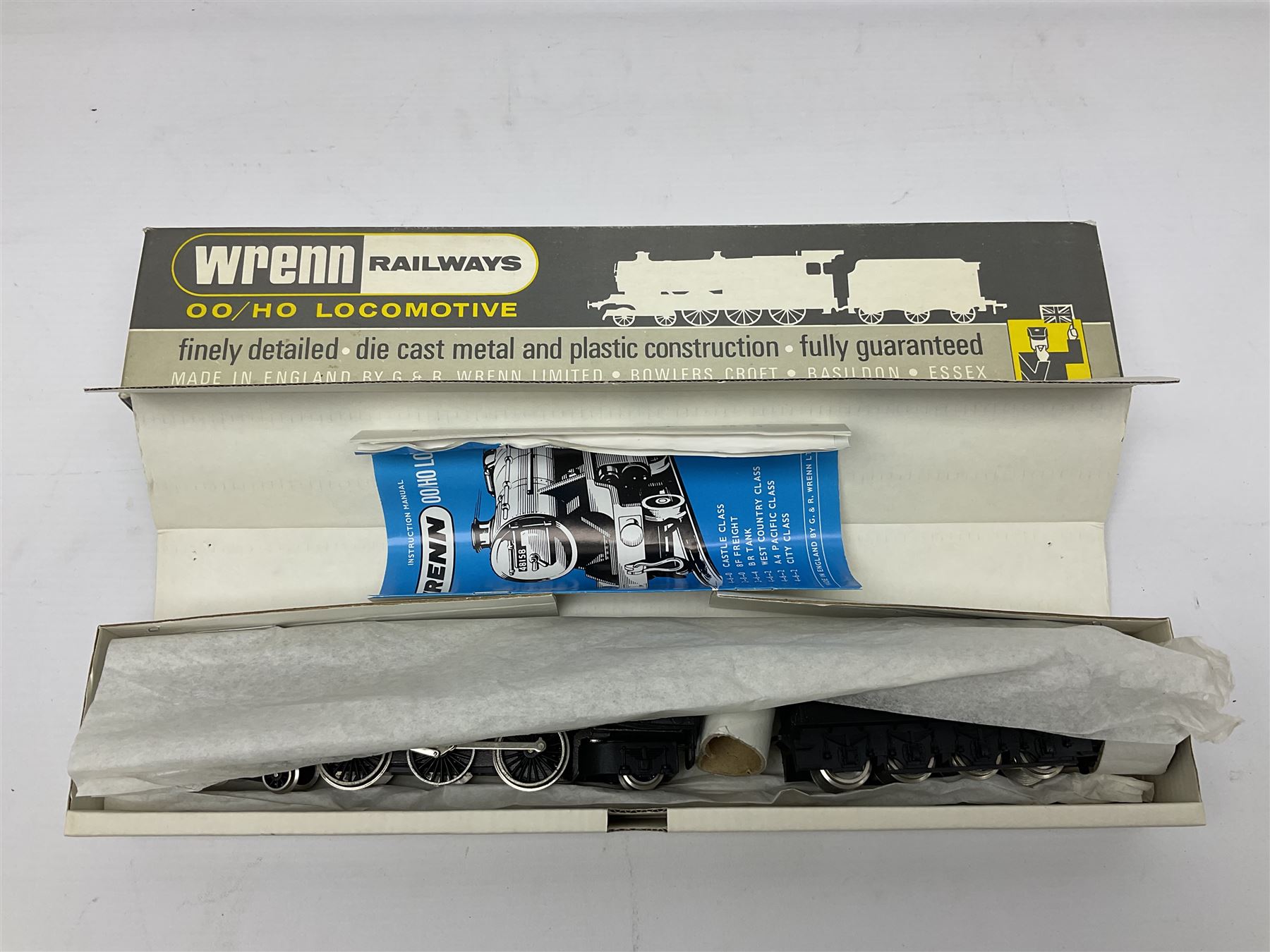 Wrenn '00' gauge - Class A4 4-6-2 locomotive 'Gannet' No.4900 in NE Wartime black; boxed with instructions.
