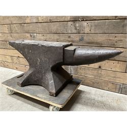 Blacksmiths anvil