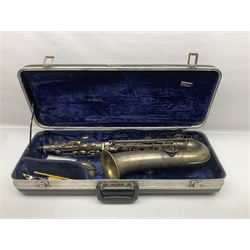 Early 20th century Elkhart Pan American C-Melody saxophone, Patd. Sept.14 1915, no.1153489, serial no.P27678; in fitted hard carrying case with crook