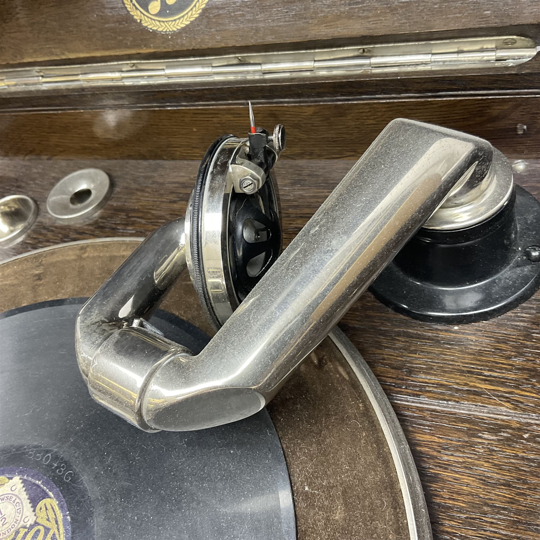 Columbia Grafonola tabletop hornless gramophone, with detachable winding handle, together with a collection of records 