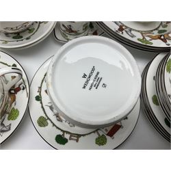 Wedgwood Hunting Scenes dinner and tea service for ten, to include dinner plates, side plates, dessert plates, cups and saucers, mugs, two large teapots, two milk jugs, etc, together with matching items by coalport and Staffordshire (94)