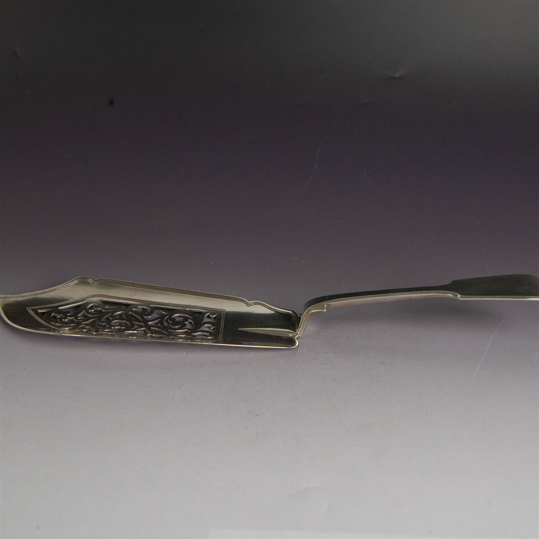 Victorian silver Fiddle pattern fish slice, with pierced blade, hallmarked John & Henry Lias, London 1846