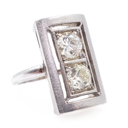  18ct white gold ring set with two brilliant cut diamonds stamped 750 approx 2 carat   