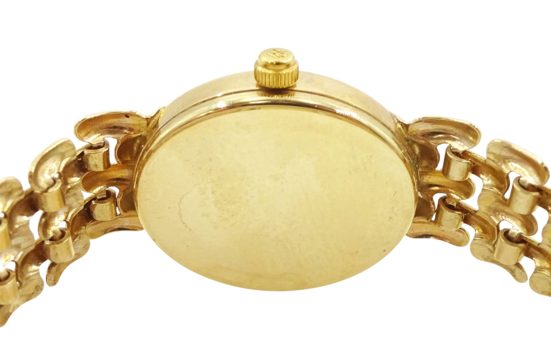 Sovereign ladies 9ct gold quartz wristwatch, on 9ct gold link bracelet, stamped 375, boxed