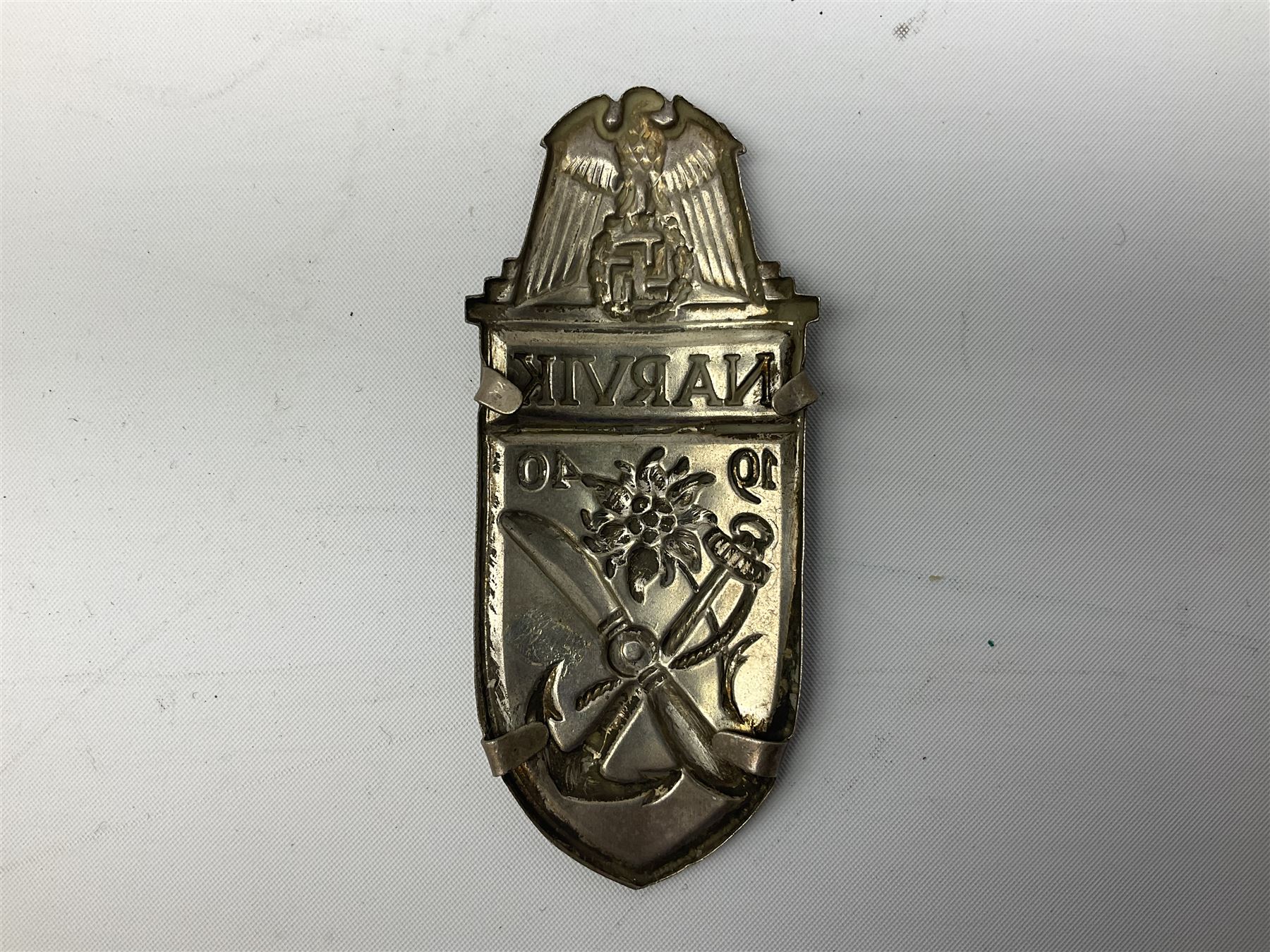 German Narvik arm shield dated 1940