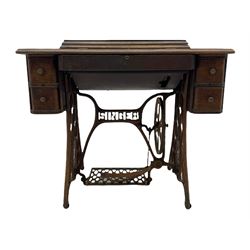 Singer treadle sewing machine and table top sewing machine (2)