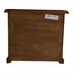 Table top chest of draws, fitted with three draws, upon a skirt base, together with another table top chest 