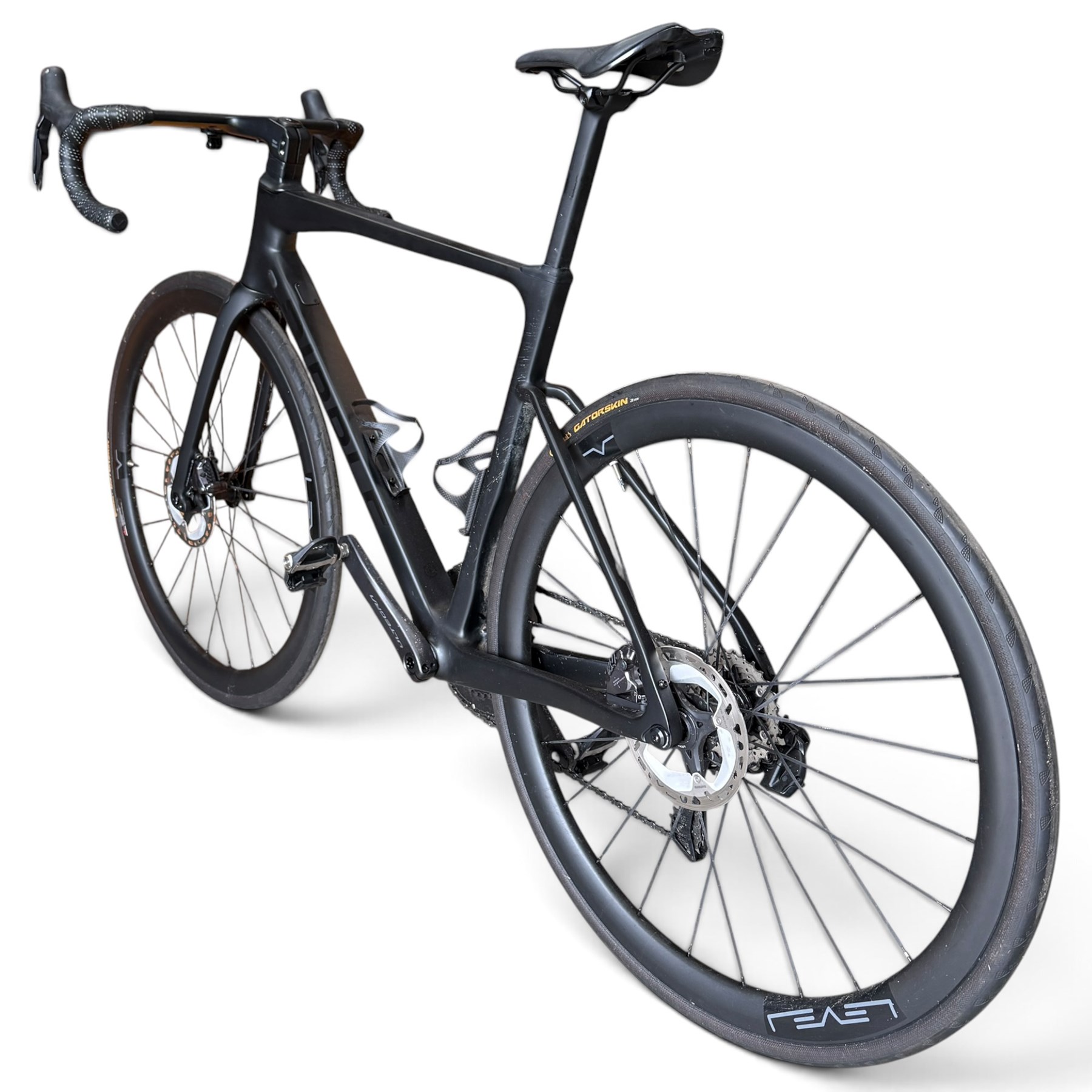 Ribble - Endurance SLR carbon bicycle, electronic gears, Garmin rally pedals, continental tyres, Shimano brakes, 2x12-speed, medium