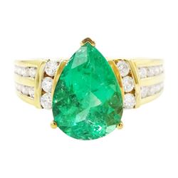 18ct gold Colombian emerald and diamond ring by Iliana, single pear cut emerald of approx ...