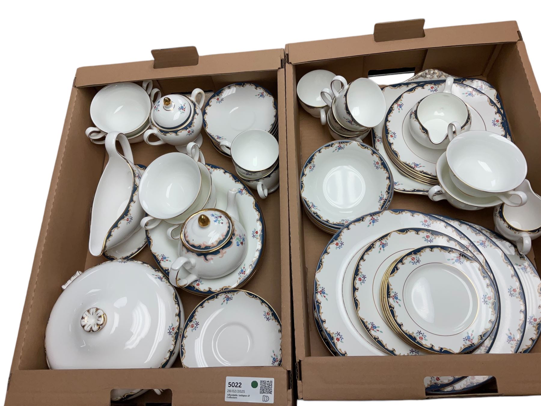  Wedgwood Chartley pattern dinner service for six, including dinner plates, dessert plates, six twin handled soup bowls etc, together with a near matching teapot