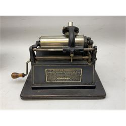 Edison Gem wind up phonograph, serial number 255655, with horn and eight cylinders, H21cm