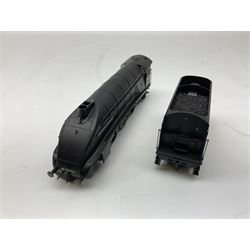 Hornby '00' gauge - LMS Streamlined Princess Coronation Class 4-6-2 locomotive 'Duchess of Hamilton' no. 6229, Class A4 4-6-2 locomotive 'Sir Charles Newton' no. 4901 and Class A4 4-6-2 locomotive 'Mallard' no. 4468, all DCC ready (3)