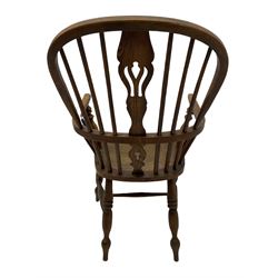 19th century elm Windsor armchair