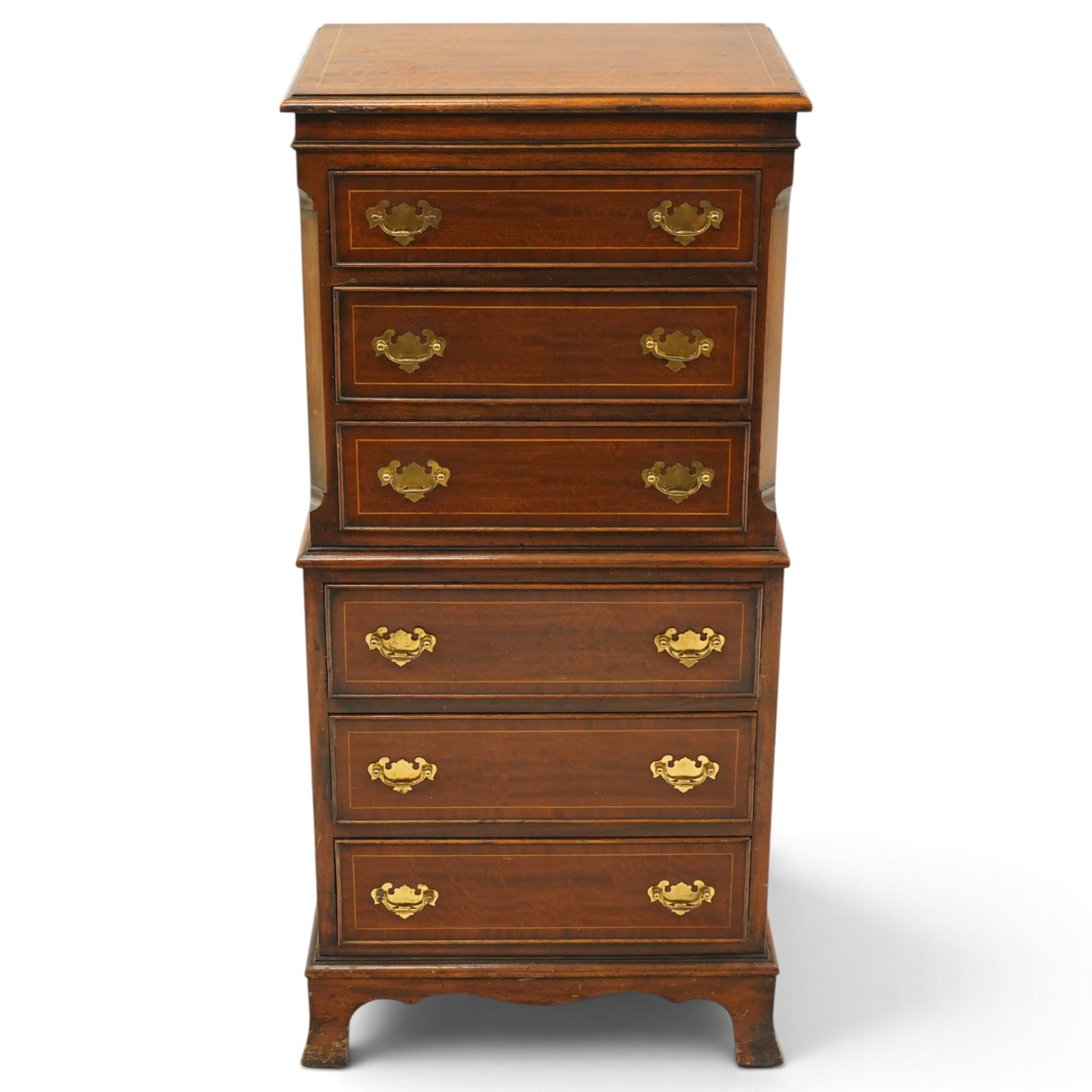 Georgian design mahogany chest-on-chest, fitted with six graduating cock-beaded drawers with satinwood stringing, on bracket feet
