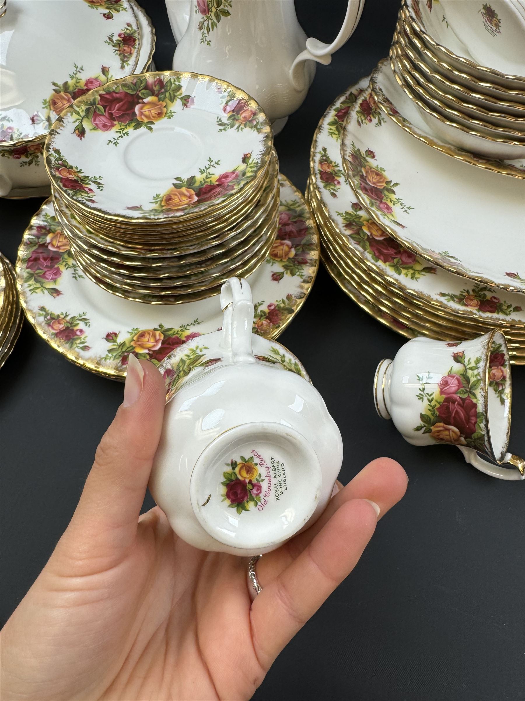 Royal Albert Old Country Roses pattern coffee and dinner service for six, including coffee pot, coffee cups and saucers, dinner plates, side plates, bowls etc 