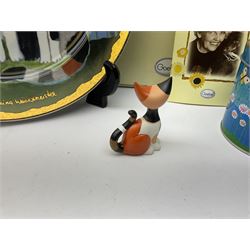 Goebel Rosina Wachtmeister cat figure and plate, both with original box, cat H8cm
