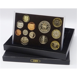  Royal Mint United Kingdom 2009 Proof Coin Set, twelve coin set including 'Kew Gardens' Fifty Pence, boxed with certificate  