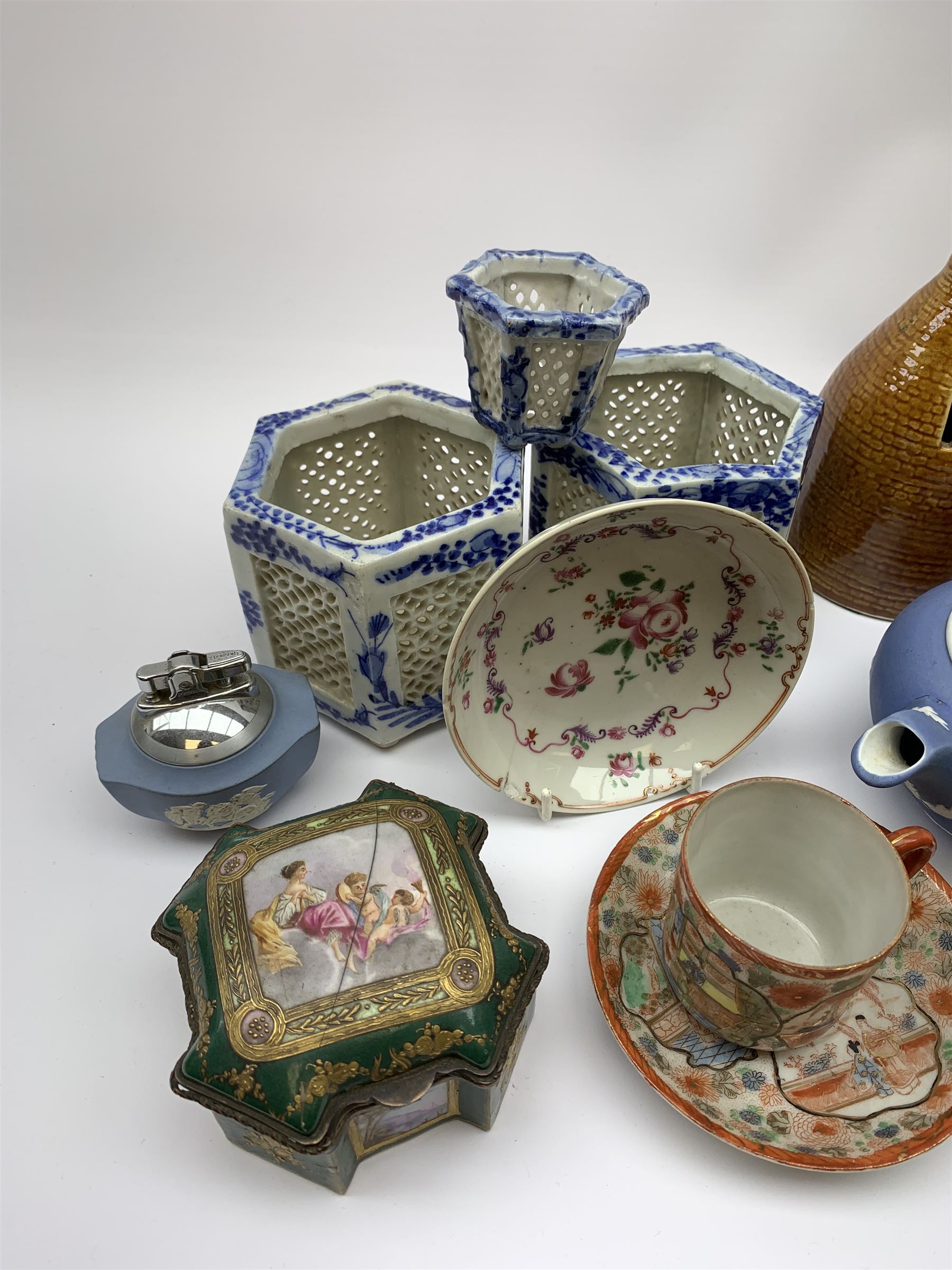 Pair of early 20th century Japanese hexagonal incense pots with reticulated panels and blue and white painted decoration, H9.5cm, a similar pot, three pieces of Runneford pottery, Sevres style porcelain box and cover, pair of Continental Lace pattern vases, Wedgwood jasperware and other ceramics
