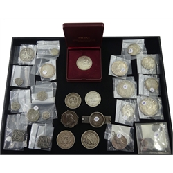 Great British and World coins including Queen Victoria 1893 shilling, South Africa 1893 and 1896 two and a half shillings coins, United States of America 1918 and 1944 half dollars, Irish 1940 florin, various ancient Indian coins etc