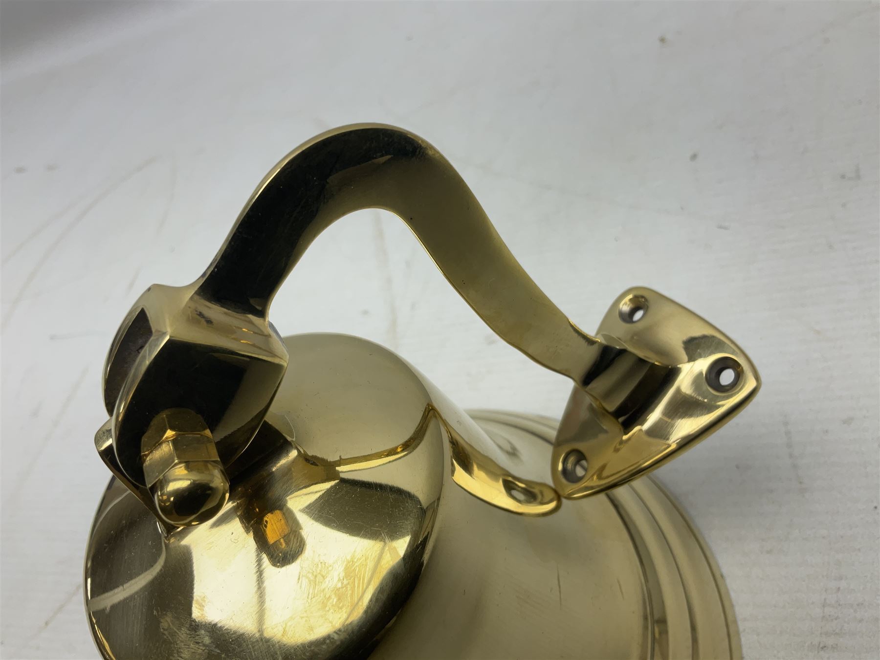 Wall hung brass bell with clapper, D15cm