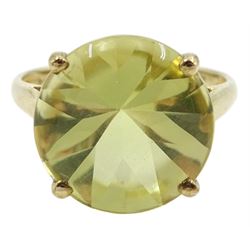 9ct gold single stone round citrine ring, hallmarked 