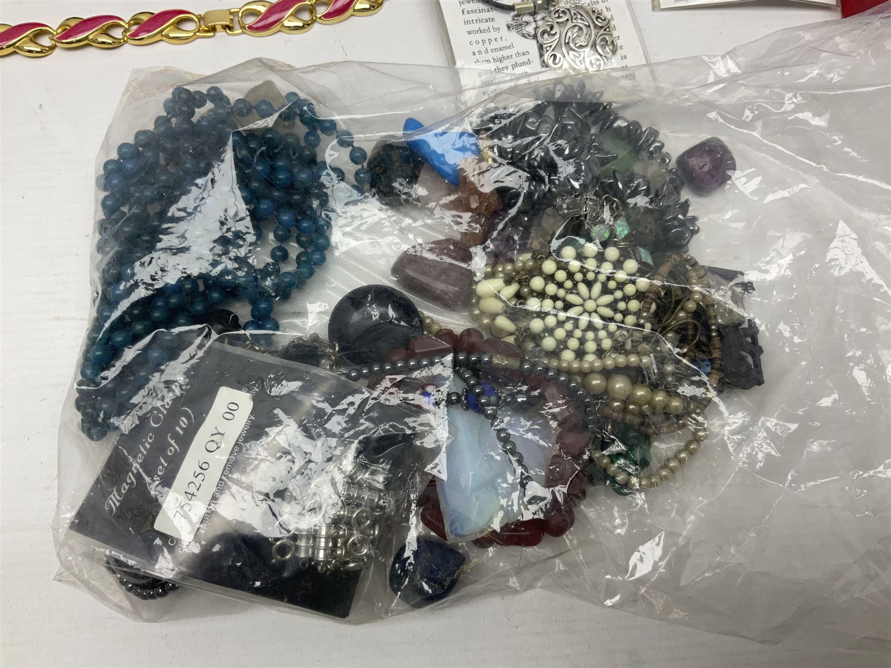 Silver stone set jewellery, including necklaces and bracelets and a collection of beaded and carved hardstone jewellery, etc