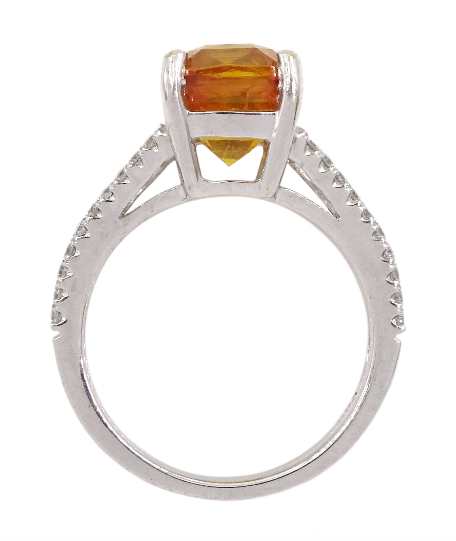18ct white gold orange / yellow sapphire ring, with diamond set shoulders, hallmarked, sapphire approx 4.80 carat
