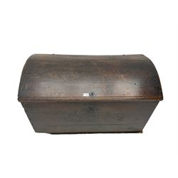 18th century oak blanket chest, hinged dome lid concealing fitted candle box 