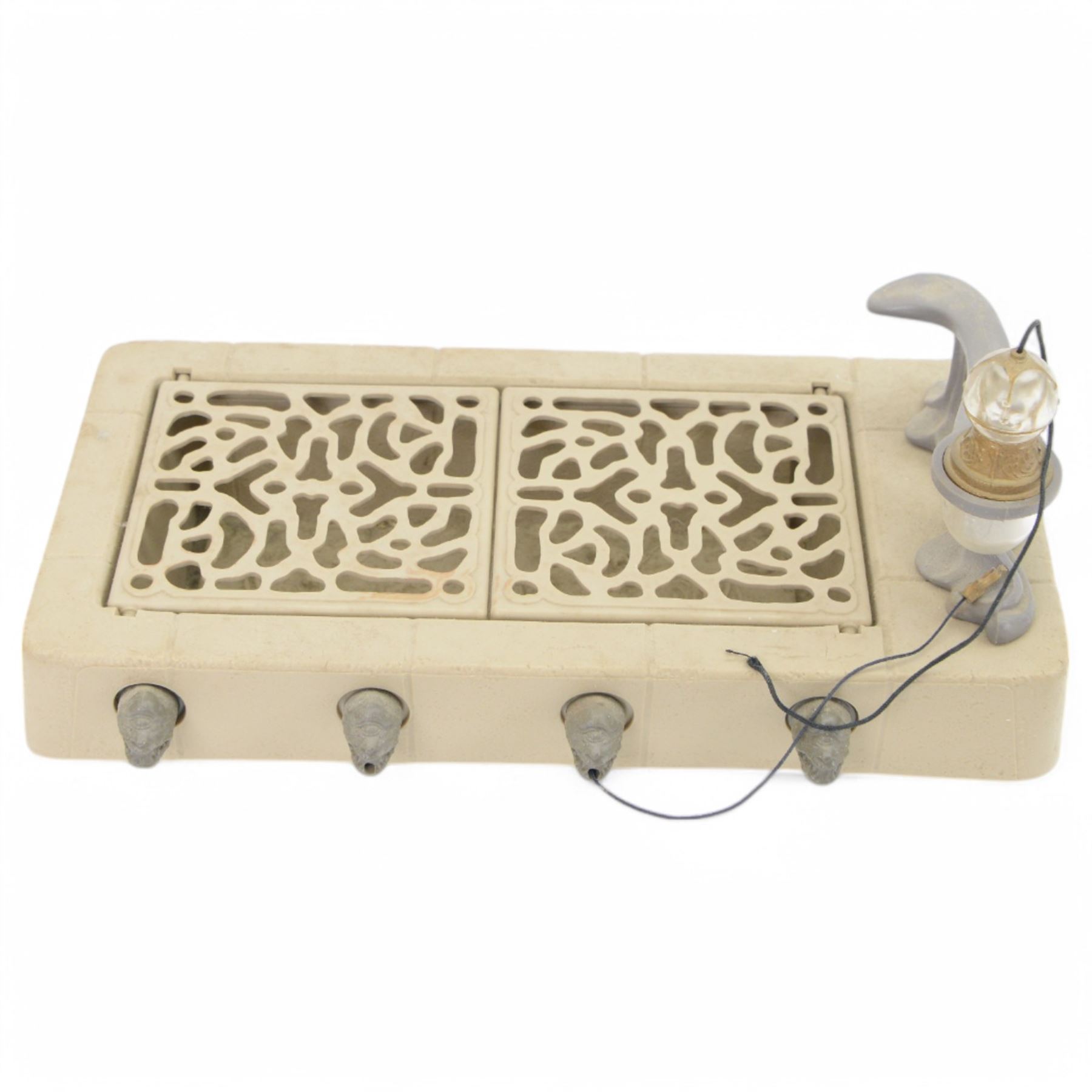 Kenner Star Wars Return Of The Jedi Jabba The Hutt Action Playset circa 1983, in original box, with insert and instructions