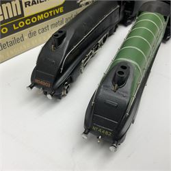 Wrenn '00' gauge - two Class A4 4-6-2 locomotives - 'Peregrine' No.4903 in NE Black; and 'Golden Eagle' No.4482 in LNER Green; both boxed with instructions (2)