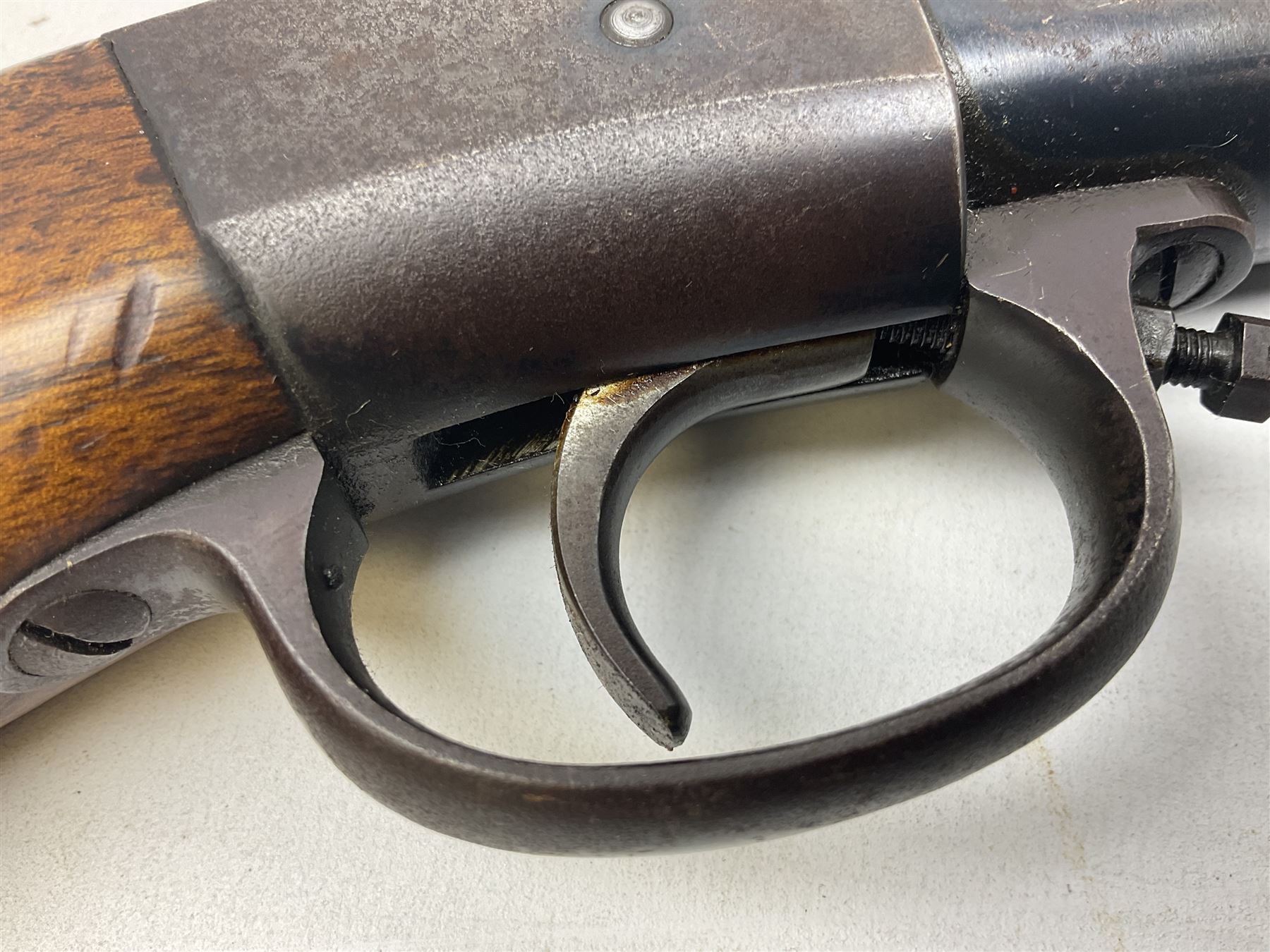 Diana Model 27 .177 air rifle with under lever action and walnut stock L108cm