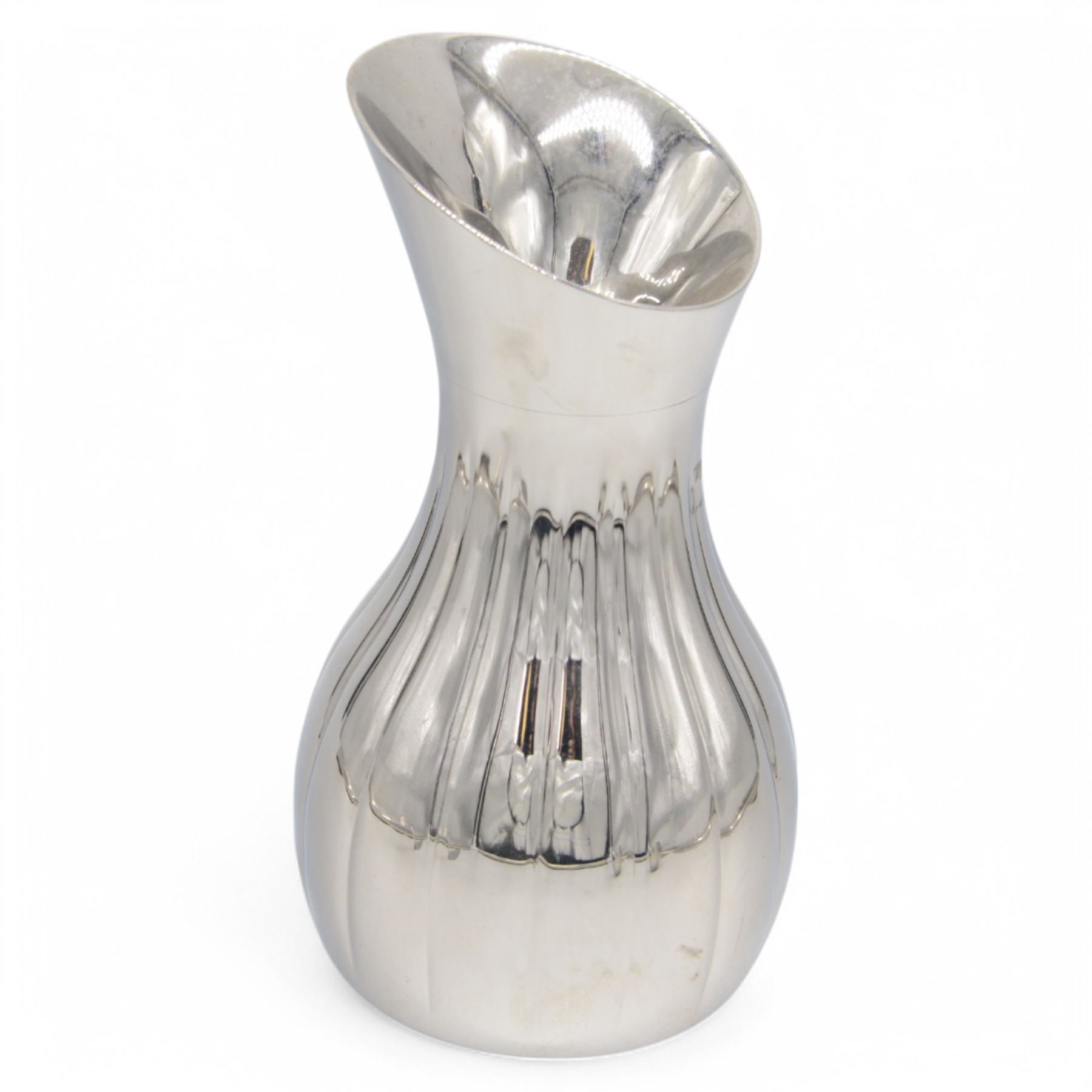 Georg Jensen stainless steel salt cellar and spoon designed by Helle Damkjer in original box, togehter with pitcher and cake slice 