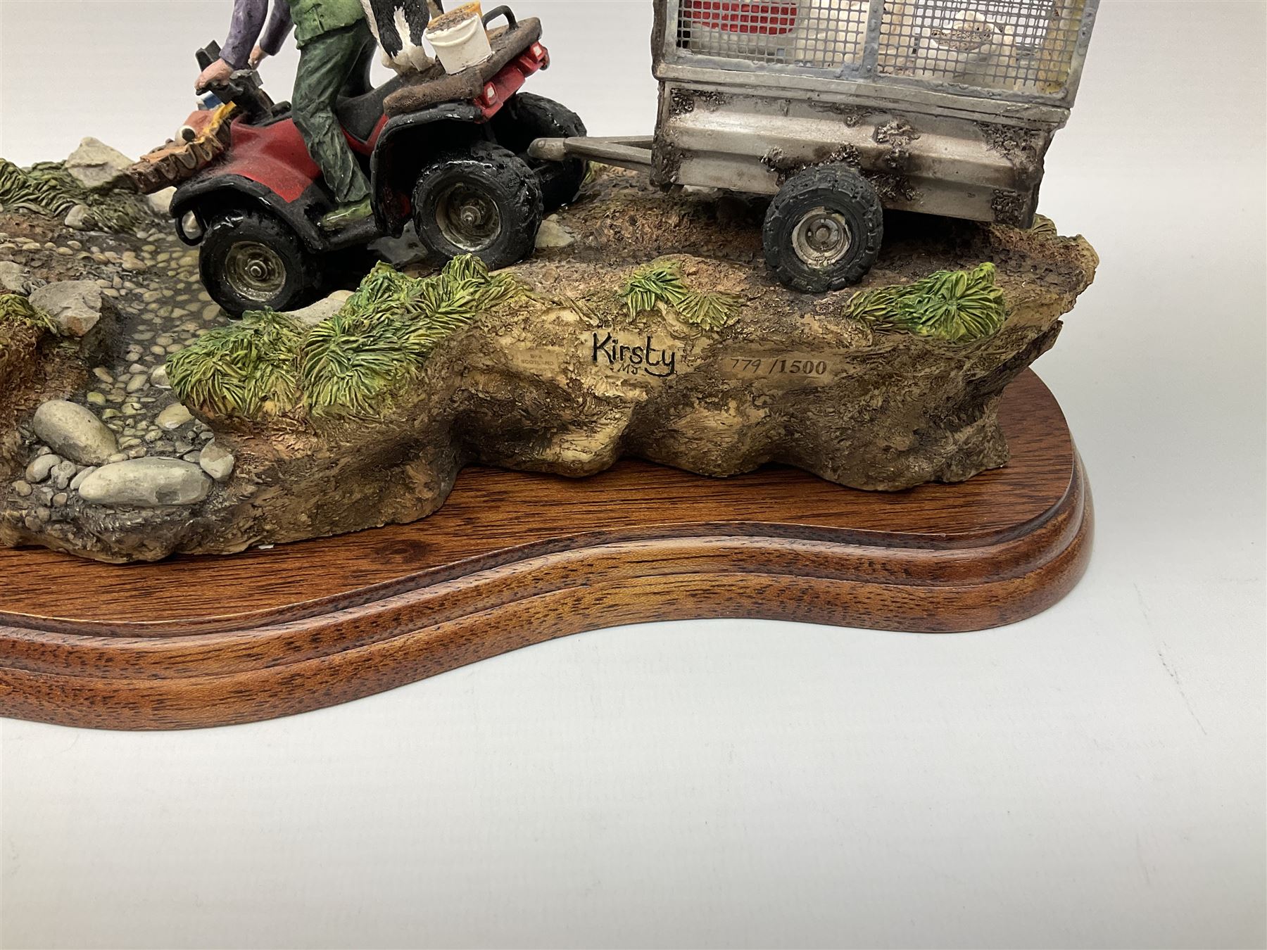 Border Fine Arts limited edition 'All In a Days Work' figure, 779 of 1500, model no B0593, modelled by Kirsty Armstrong, with certificate, H13cm L31.5cm. 