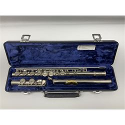 Earlham silver plated three-piece flute, serial no.940562; in fitted carrying case