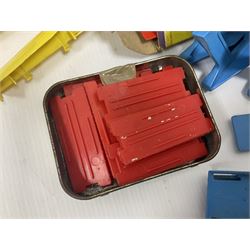 Matchbox Superfast track and accessories, both loose and boxed, to include SF-2 Loop Set, TA-4 Pacemaker Handbooster, TA-6 Catapult Pass, etc 