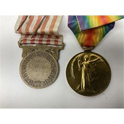 WW2 pair of medals comprising British War Medal and Victory Medal awarded to G.S. Brock B.R.C. St. J.J.; together with French 1914-18 Commemorative War Medal with MID oak leaves, Italian Red Cross Medal, Red Cross Society Medallion inscribed 5183 George S. Brock and Primrose League Medal