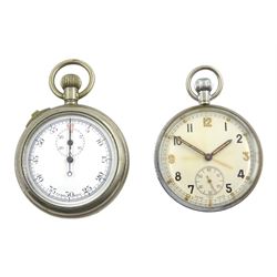 WWII military issue keyless stopwatch No. 3364, back case stamped 'Mayer & We ll, Mark II No. 6348, 1917 and a military issue keyless lever pocket watch, back case stamped 'G.S.T.P G29246 (2)