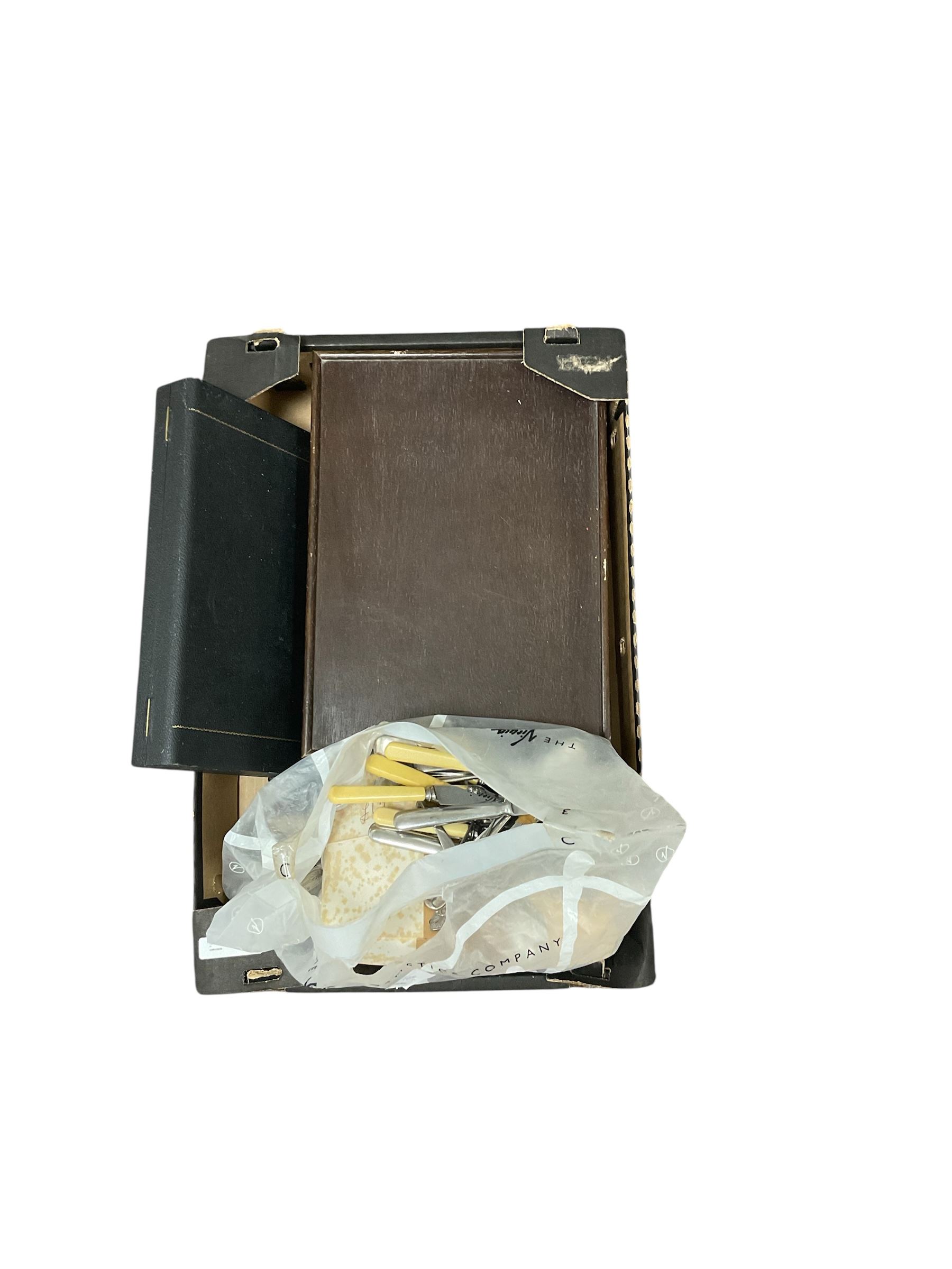 Canteen of cutlery, together with loose cutlery etc 