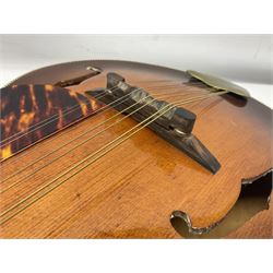 F-hole eight-string mandolin with one-piece maple back and ribs and spruce top L70cm