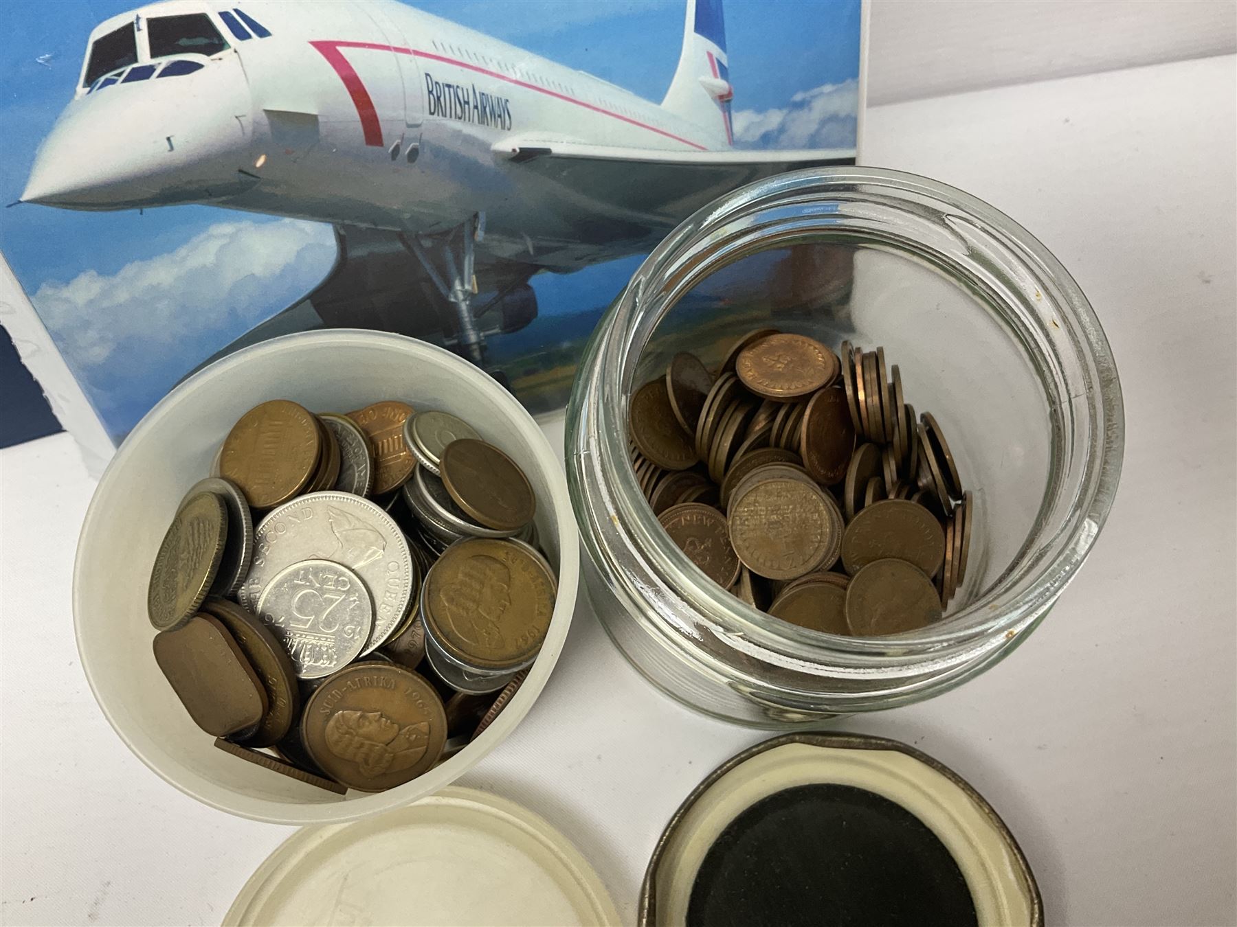 Great British and World coins, including small number of pre 1920 silver coins, pre-decimal coinage, commemorative crowns, Britain's first decimal coins sets in blue wallets, Swiss francs etc