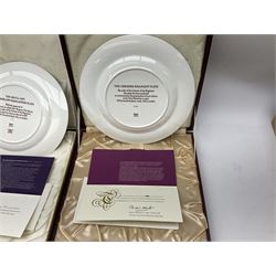 Seven limited edition Spode Military collector's plates comprising The Argyll & Sutherland Highlanders, The Gordon Highlanders, The Royal Hampshire Regiment, The Royal Welch Fusilliers, The Cheshire Regiment, The Gloucestershire Regiment and The United States Marines, all boxed and with certificate  (7)