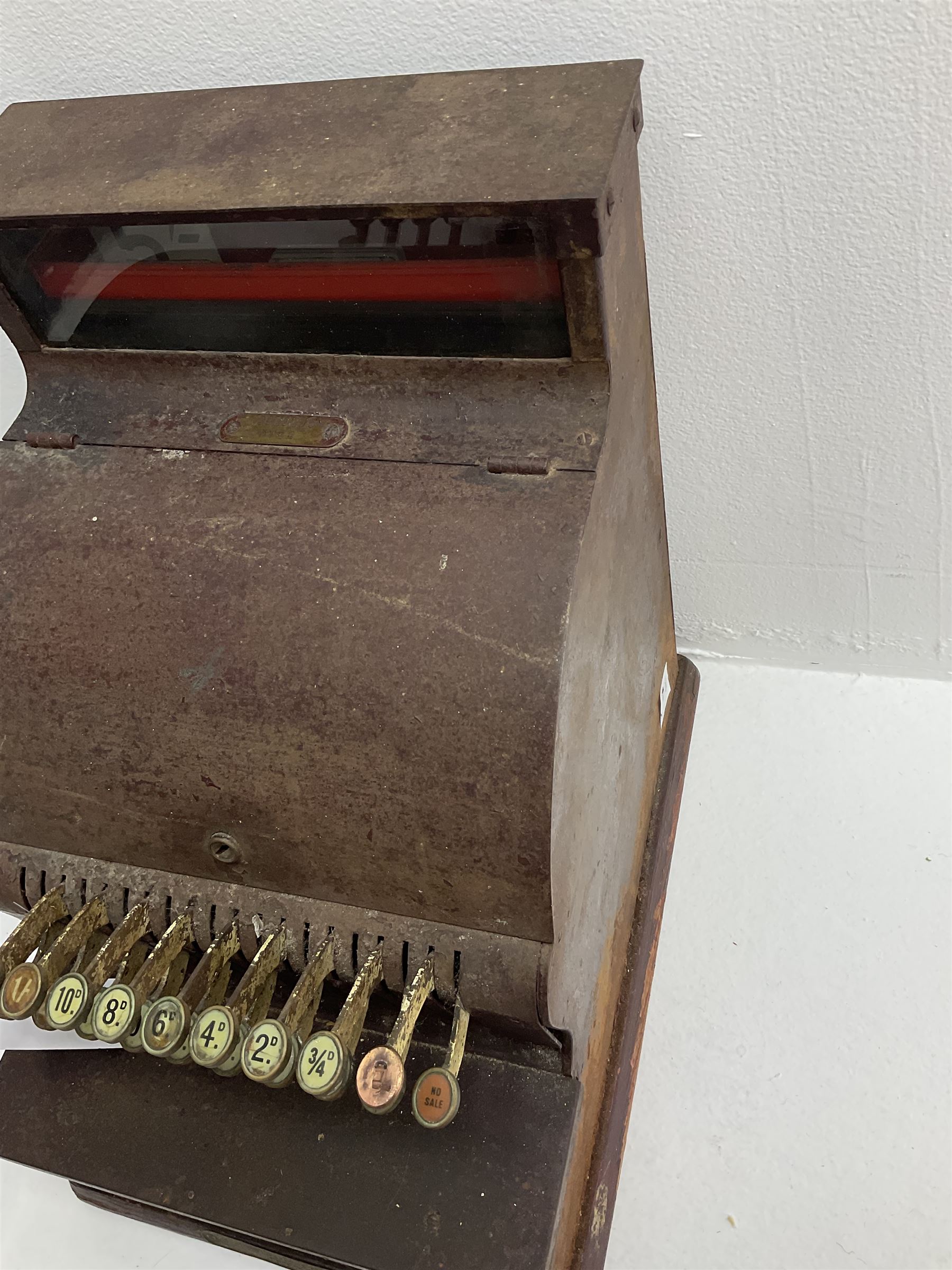 An Antique cash register, made by The National Cash register Co, Ltd. London, H43. 