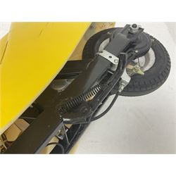 E-Scooter yellow electric 2-wheel scooter with seat and charger L106cm