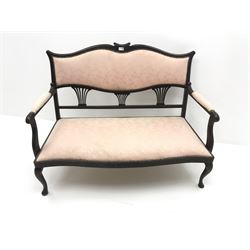 Edwardian mahogany two seat settee, shaped cresting rail upholstered in studded pink fabric, cabriole legs 