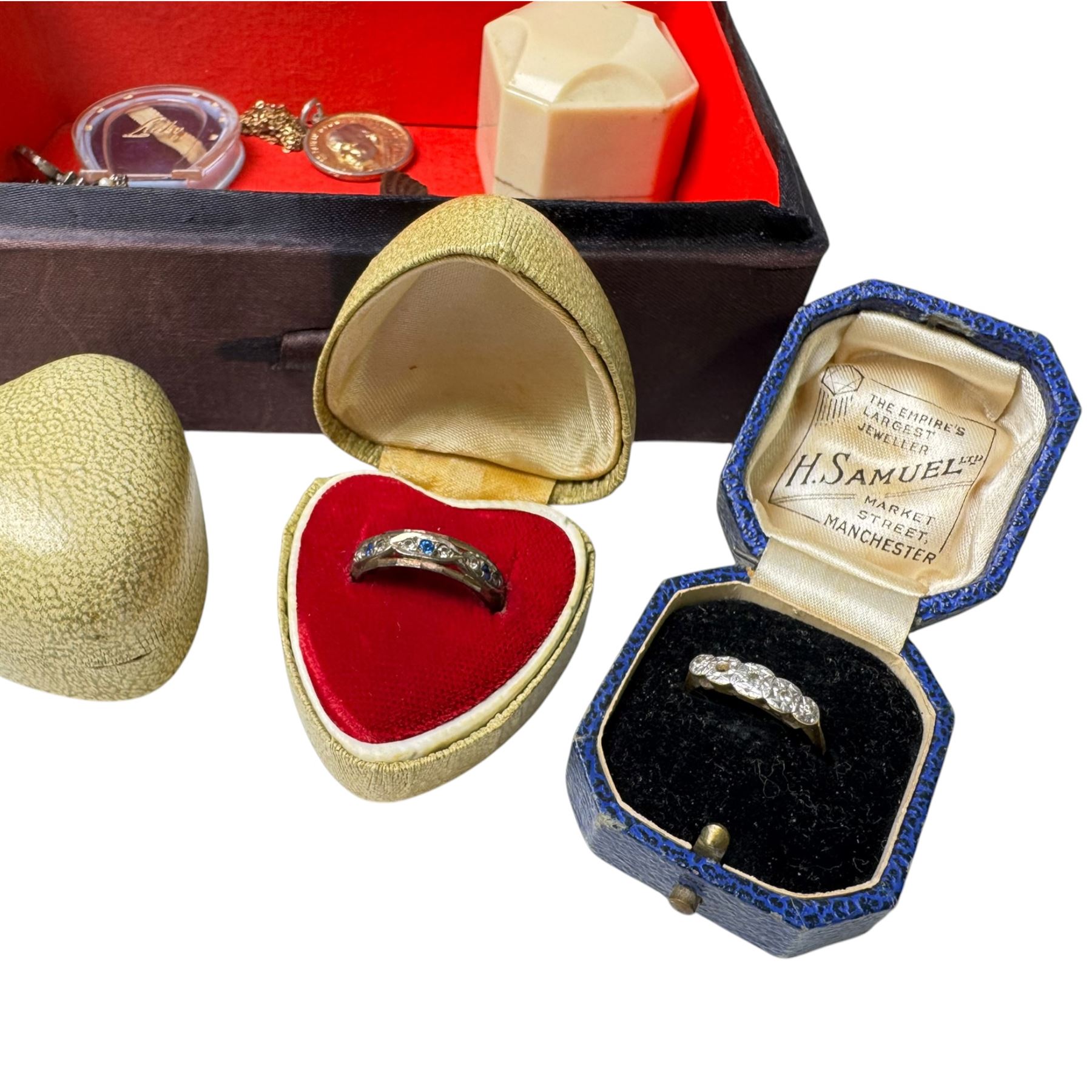 18ct gold diamond chip ring, 9ct gold garnet ring, two 9ct gold heart lockets and chain links, together with Richard automatic wristwatch and costume jewellery