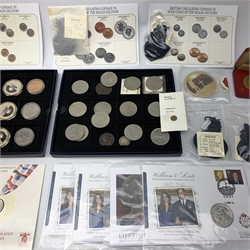 Mostly modern commemorative coins including United Kingdom brilliant uncirculated 1986 commonwealth games two pound coin, coin covers, 'Remembrance Day 11th November' commemorative coin, commemorative crowns etc