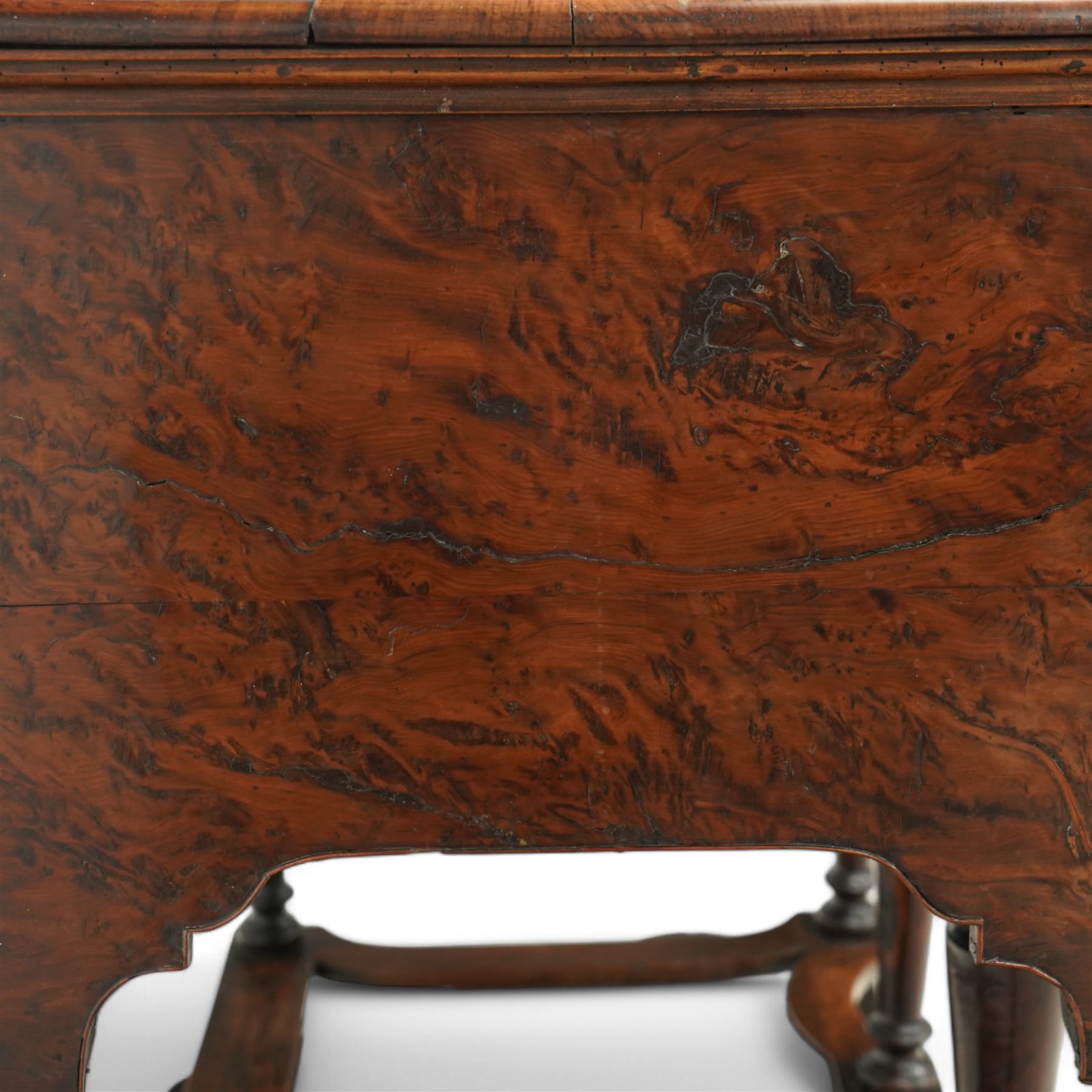 William and Mary design 18th century walnut and yew wood dresser or console table, rectangular canted top with feather banding and moulded edge, over two long and three short cock-beaded drawers, flanked by chamfered uprights above a shaped and cock-beaded apron, raised on six turned and tapering supports united by a shaped box stretcher, on lobed feet 