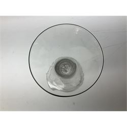 18th century drinking glass, the bell shaped bowl upon a single series air twist stem and circular conical folded foot, H19.5cm
